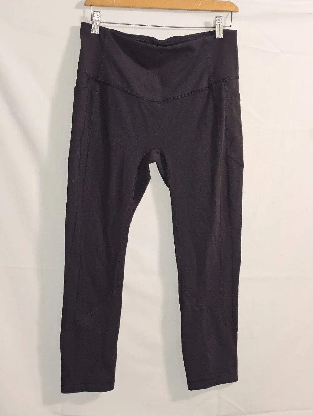 Lululemon All The Right Pl All The Right Places P60416 Crop Leggings. Black Size